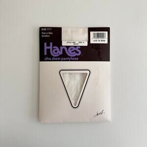 Deadstock Hanes white ultra sheer pantyhose